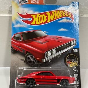 Hot Wheels 2016 Night Burnerz '69 Dodge Charger 500